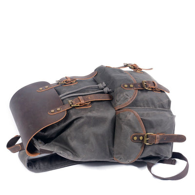James - Vintage Canvas Leather Backpack